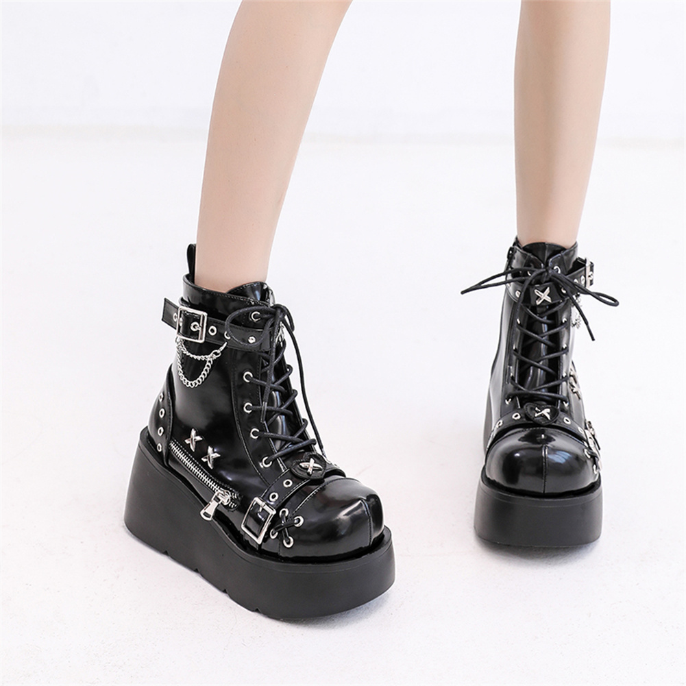 Brand New Ladies Goth Platform - Motorcycle Chain 评论和价格